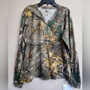 Field & Stream Camo Womens Medium T- Shirt Long Sleeve Camouflage  V Neck